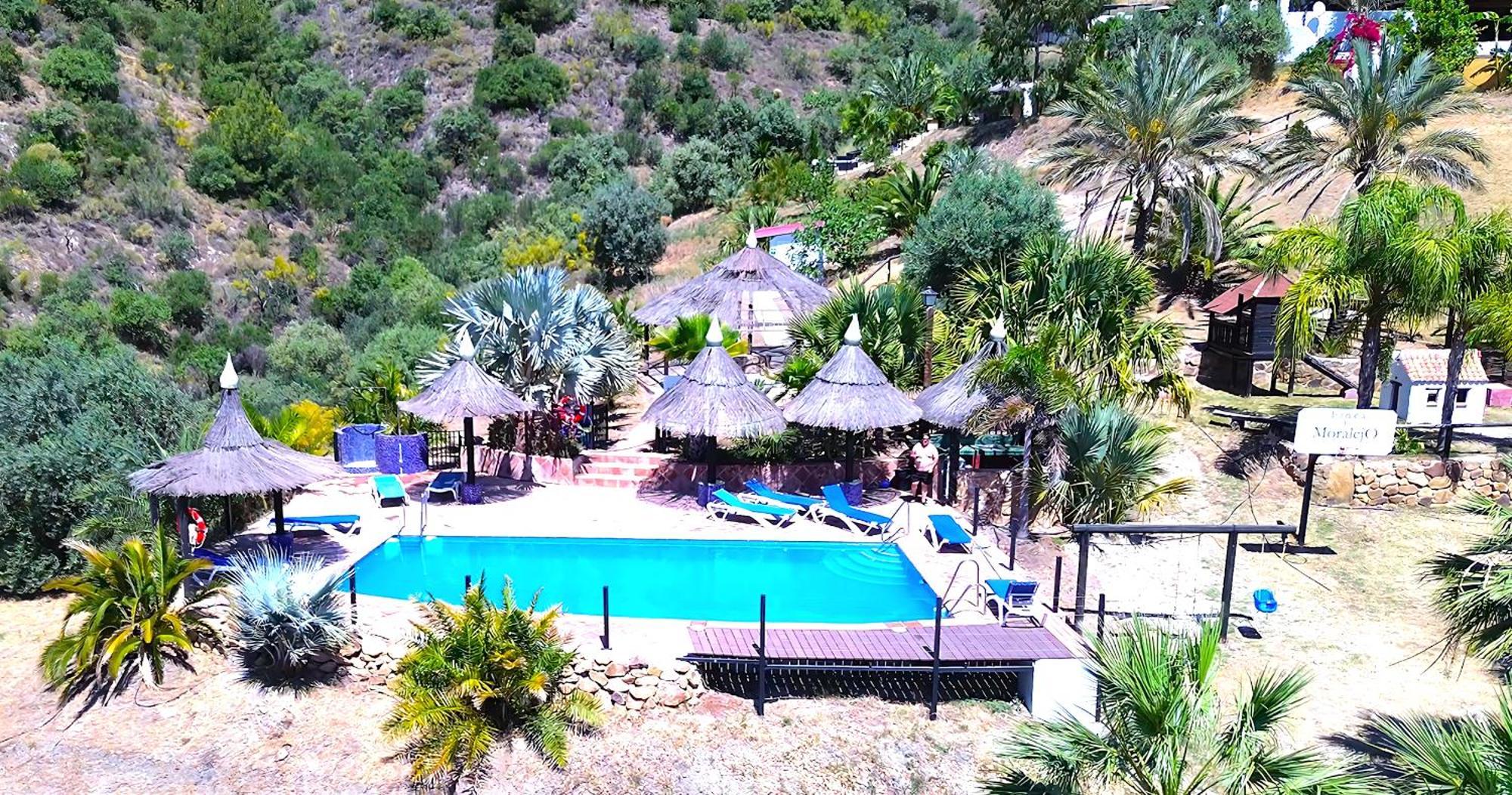 טולוקס Tiny House 12M2 In Holiday Park With 55 M2 Pool מראה חיצוני תמונה